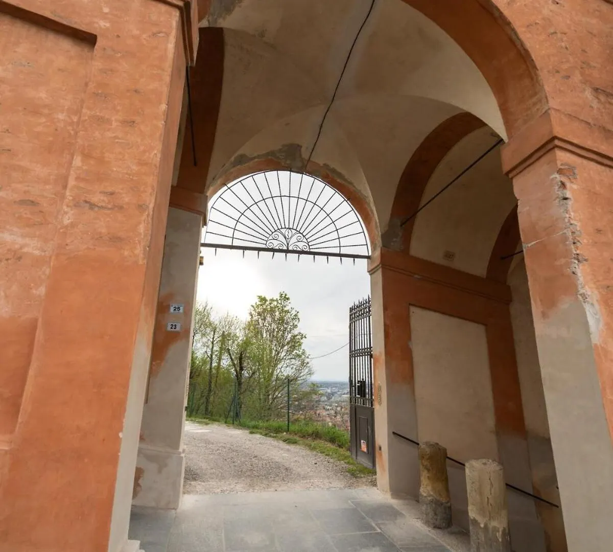 Apartment Homeby, Appartamento Persichetto Bologna Santa Viola