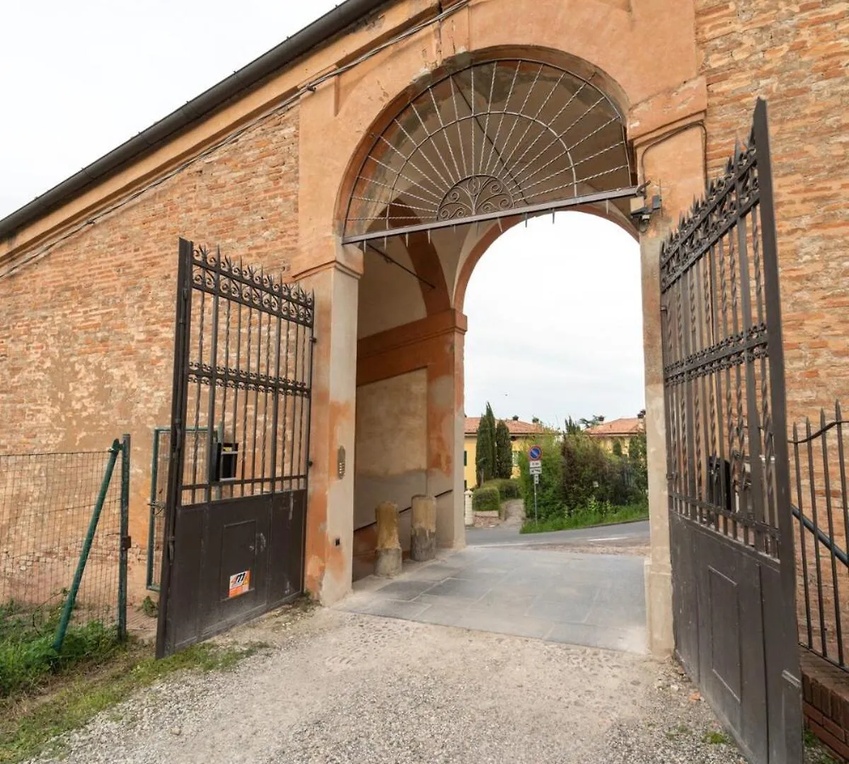 Homeby, Appartamento Persichetto Bologna Santa Viola Apartment